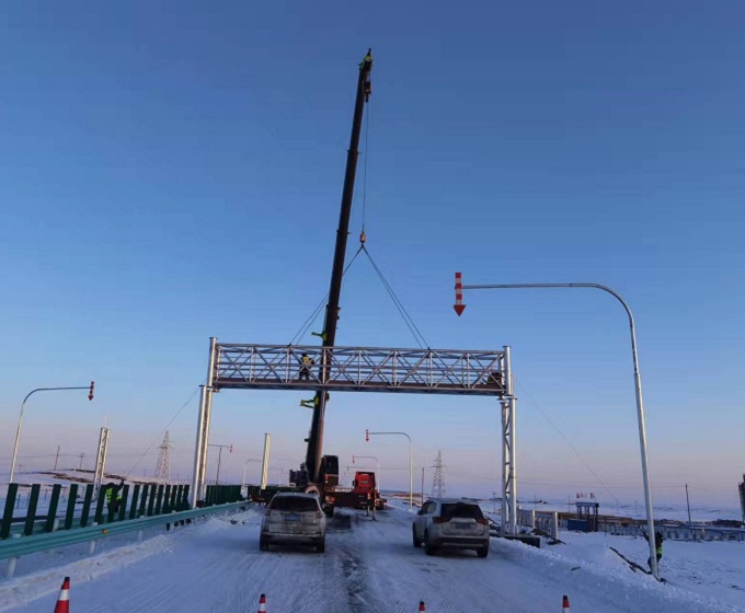 Construction Advantages of Modular Road Gantry