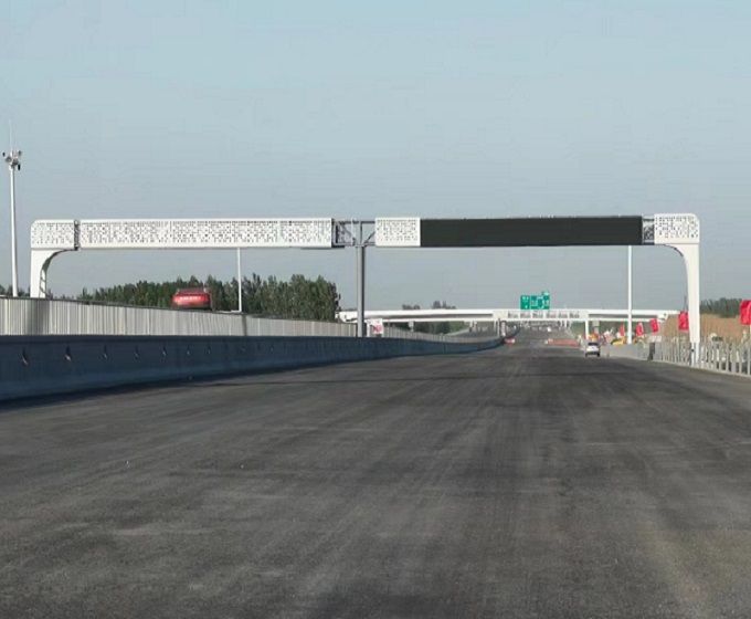 Application of Road Gantry in Intelligent Transportation Systems